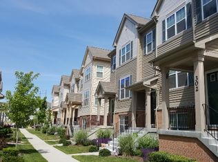304 Wildflower St, Des Plaines, IL 60016