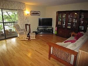 5th image of 21 E Janata Blvd APT 3B
