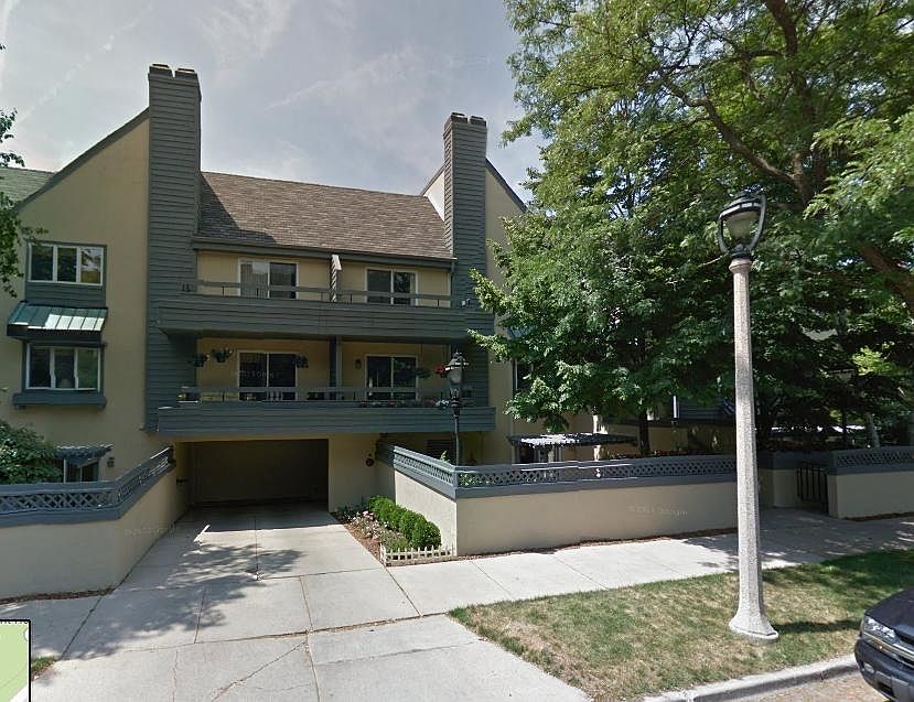 2555 N. Lake Drive