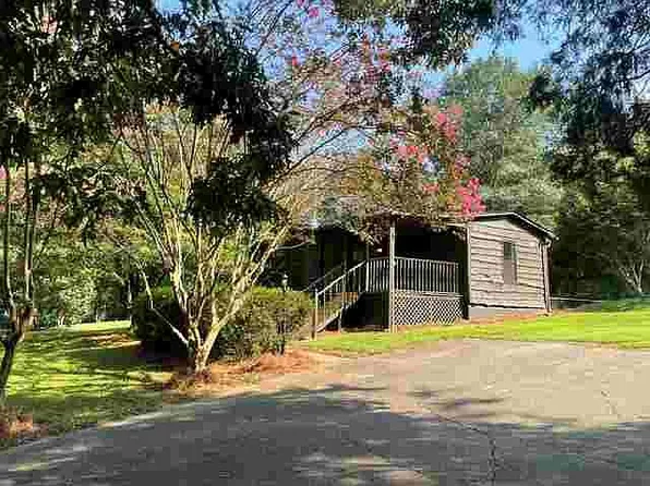821 Inman Rd, Inman, SC 29349