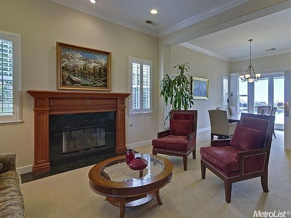 3rd image of 2970 Aberdeen Ln