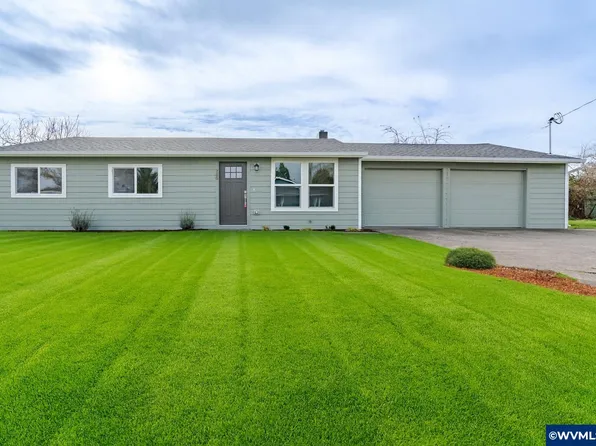 760 E Elmore St, Lebanon, OR 97355