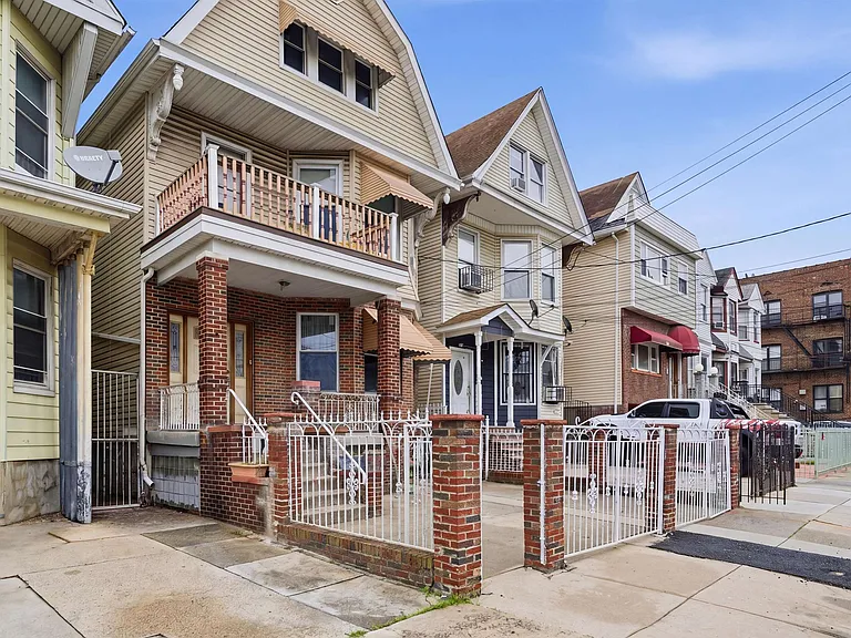 18 Boyd Ave #2 — Photo 20