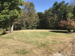 127 James St, Barre, MA 01005