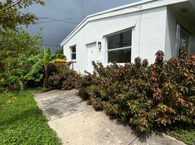 3740 W Hallandale Beach Blvd