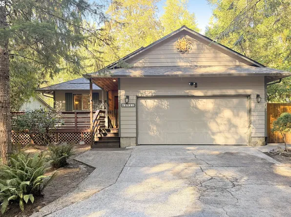 64911 E Sandy River Ln, Rhododendron, OR 97049