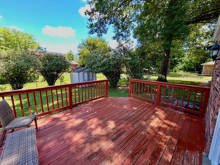 925 Fenley Ave — Photo 28