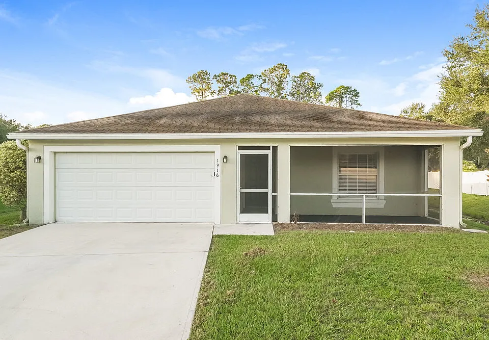 1916 Wallace Manor Dr
