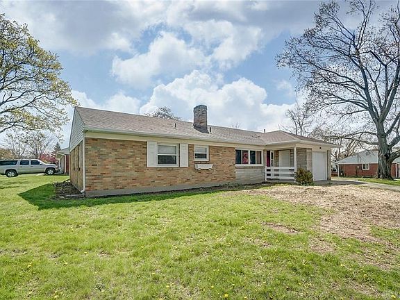 3rd image of 812 Fairacres Dr