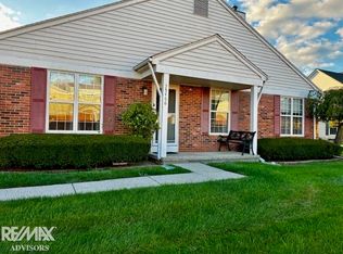 35466 Stillmeadow Ln, Clinton Township, MI 48035