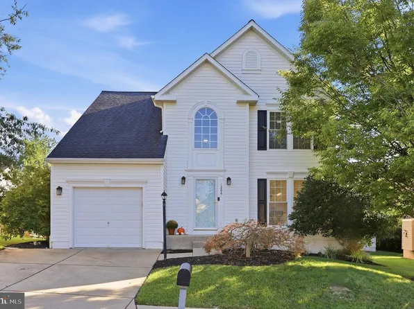 1206 Crossbow Rd, Mount Airy, MD 21771