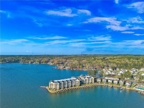 365 Sunset Point Dr Unit 403, Dadeville, AL 36853
