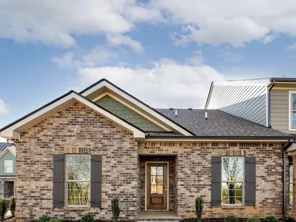 5624 Maples Retreat Dr, Murfreesboro, TN 37127