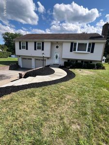 19 Applehouse Lane, Queensbury, NY, 12804