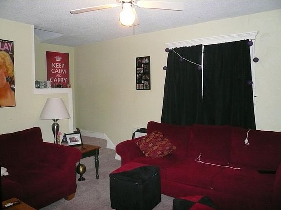 3rd image of 1567/1569 40th St