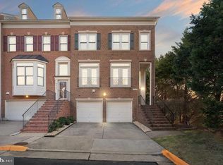5420 Edsall Ridge Pl, Alexandria, VA 22312