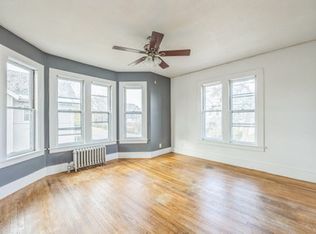 14 Chapman Ave #3, Easthampton, MA 01027