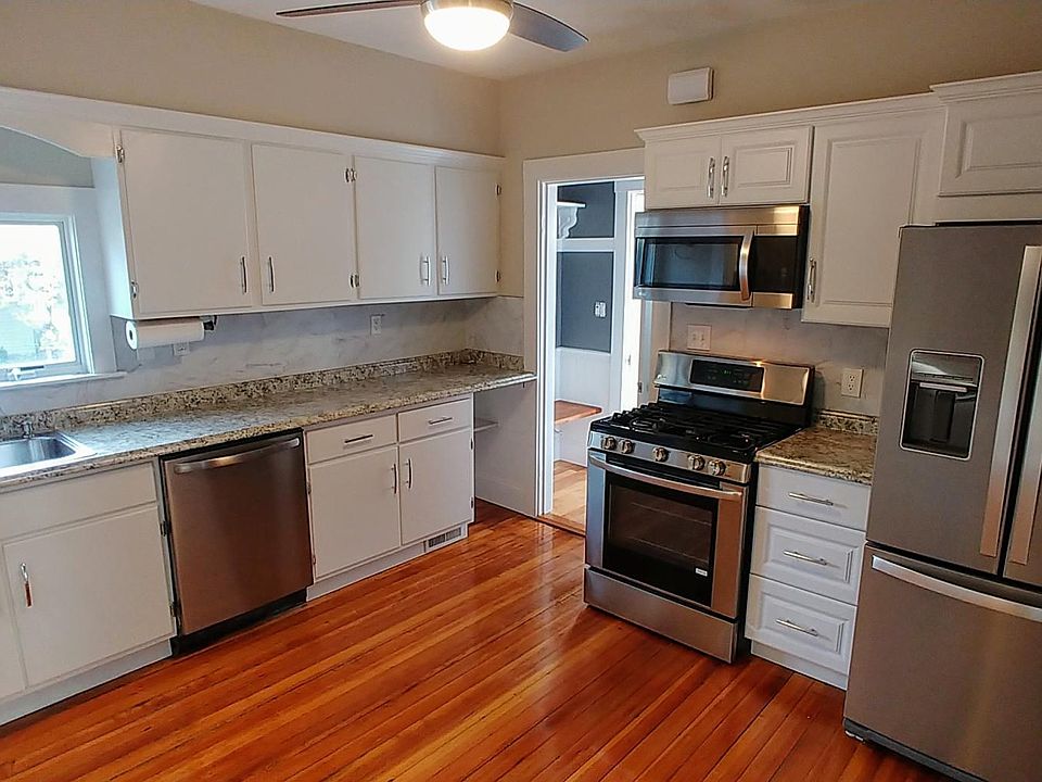 High end, efficient appliances. 5 burner stove. Bottom freezer Fridge with exterior filtered water and ice maker