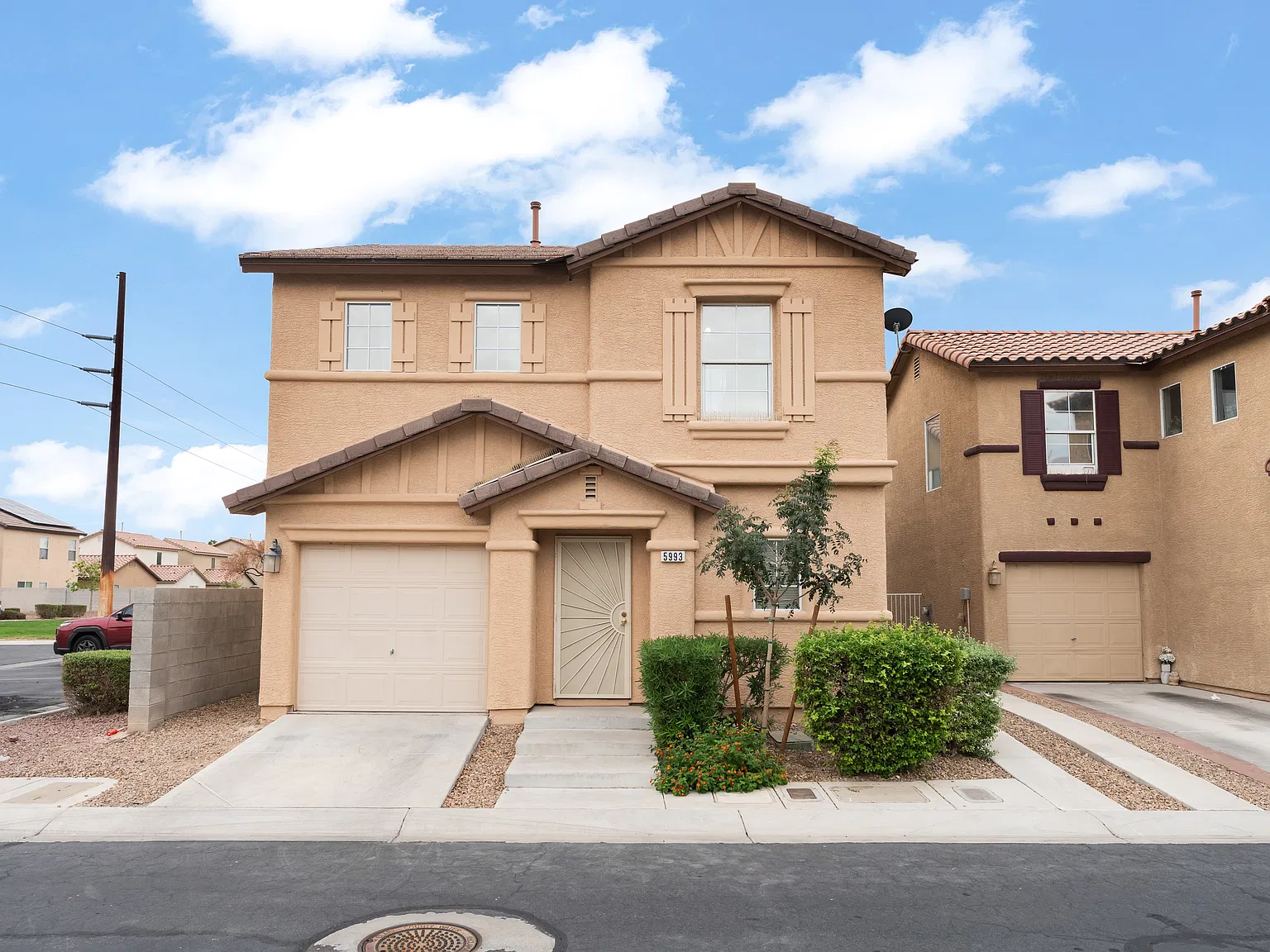 3 bed, 2.5 bath, 1478 sqft, $1,750 — Photo 3