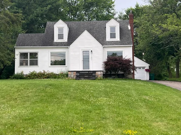 7207 Dexter Ann Arbor Rd, Dexter, MI 48130