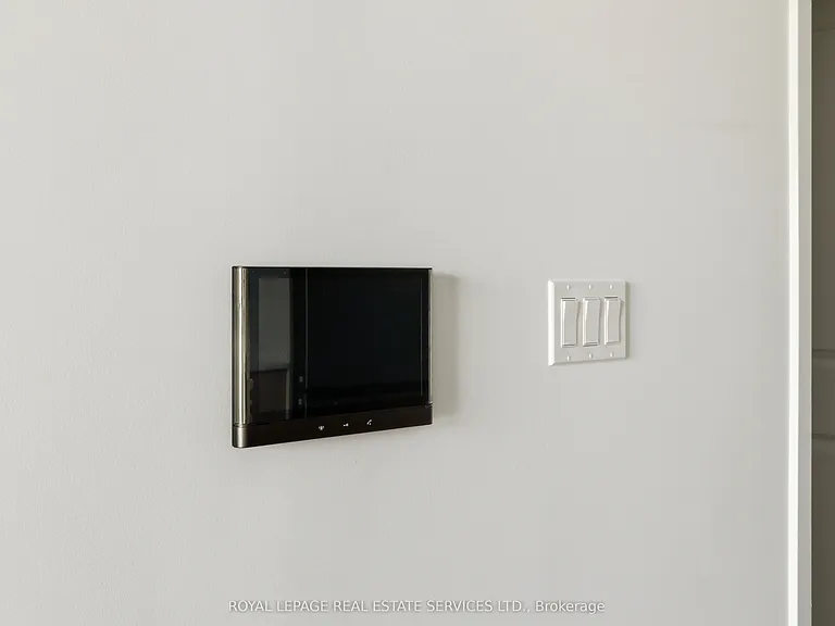 2075 Lakeshore Rd #711 — Photo 34