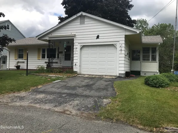 3 Country Club Avenue Ext, Adams, MA 01220