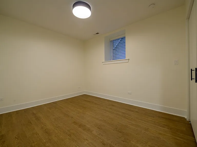 1129 N Damen Ave #BASEMENT — Photo 17