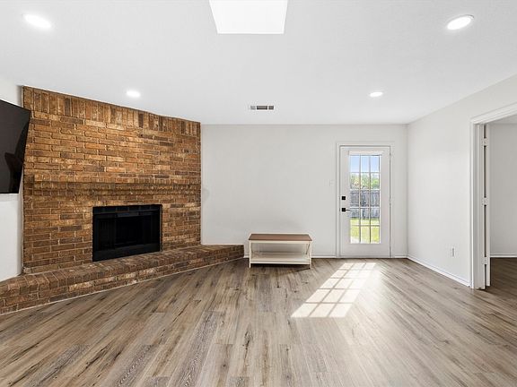 2nd image of 3242 Spring Meadow Ln