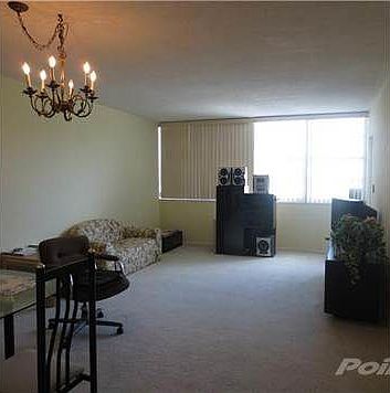 5th image of 1351 NE Miami Gardens Dr APT 521E