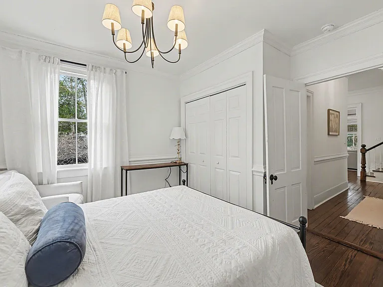 216 W Carolina Ave — Photo 27