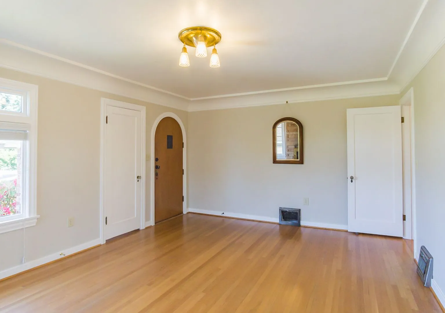5bd/4ba Seattle Home — Photo 3