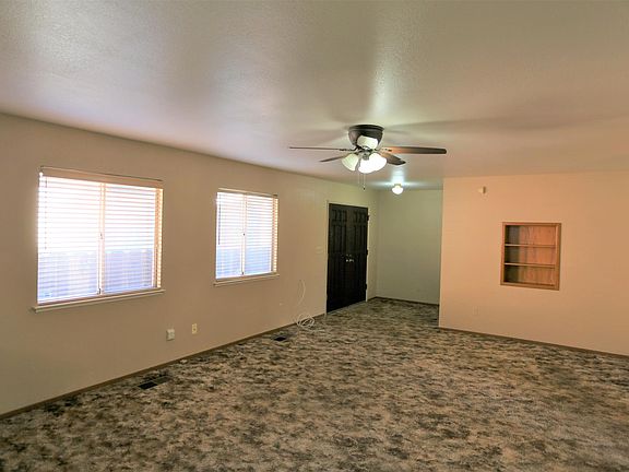 3rd image of 512 N Palm St #2