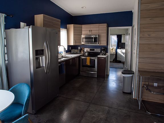 5th image of 1013 N East Ave #1013