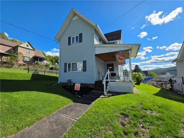 19 Blaine St, Hornell, NY 14843