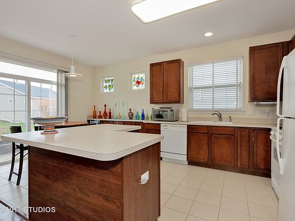 3rd image of 21325 Montclare Lake Dr