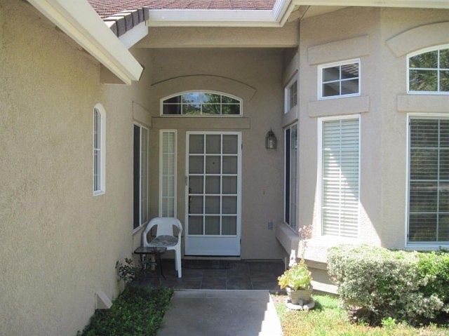 2nd image of 10009 Thompson Way