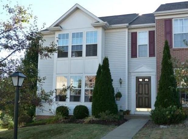 2nd image of 6318 Oyster Bay Ct