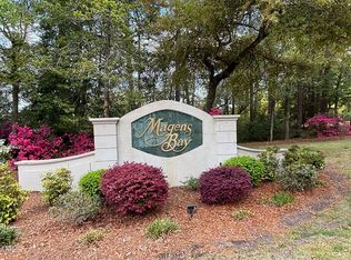 100 Lookout Rdg, Cedar Pt, NC 28584