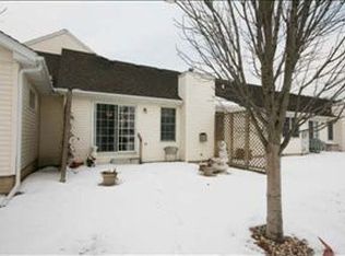 340 Fieldcrest Ct, Normal, IL 61761