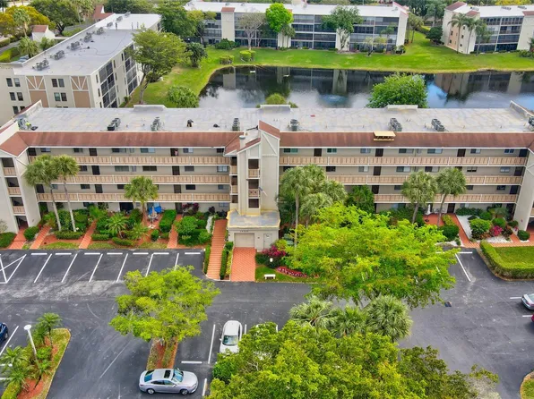 14310 Strathmore Lane #303, Delray Beach, FL 33446