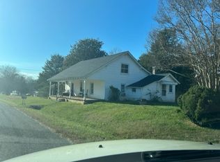 322 Oscar Hill Rd, Dobson, NC 27017