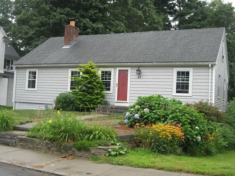 43 Warren Ave #2 — Photo 1