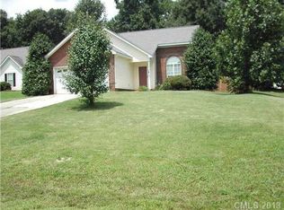 319 Tamarack Dr, Matthews, NC 28104