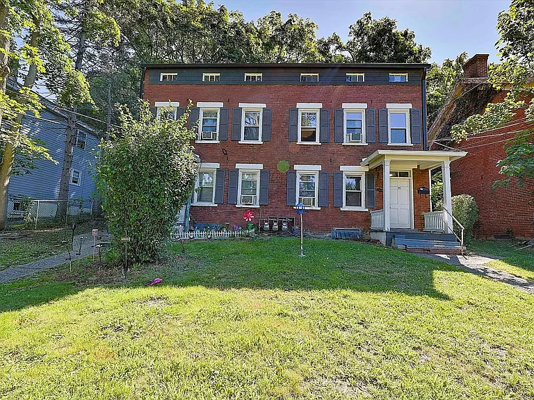 95 Delafield St #2 — Photo 2