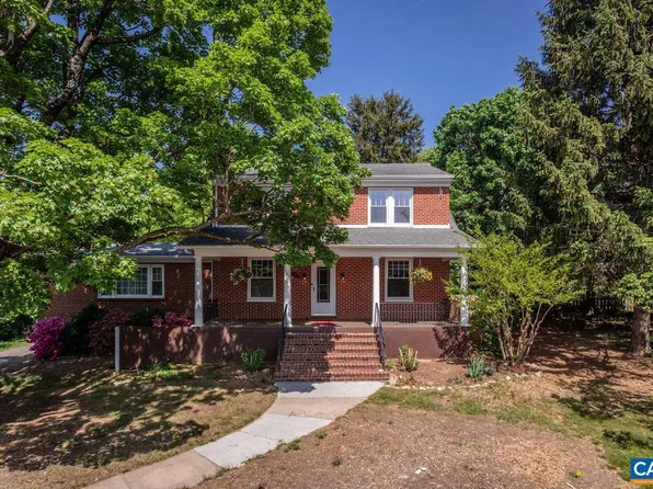 1104 N Coalter St, Staunton, VA 24401