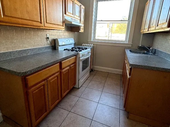 205 S Harrison St #2A, East Orange, NJ 07018