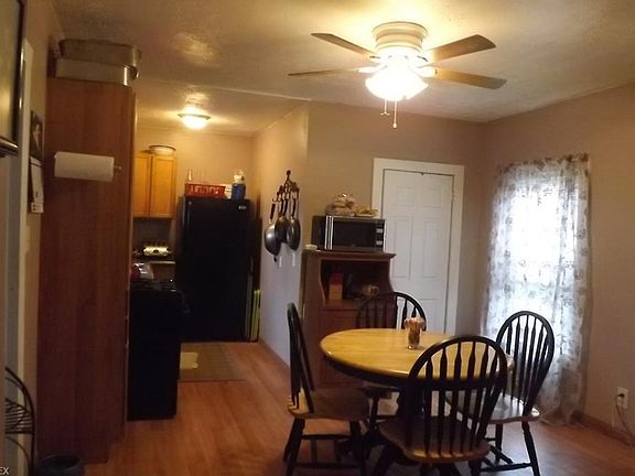 5th image of 152 Vine St