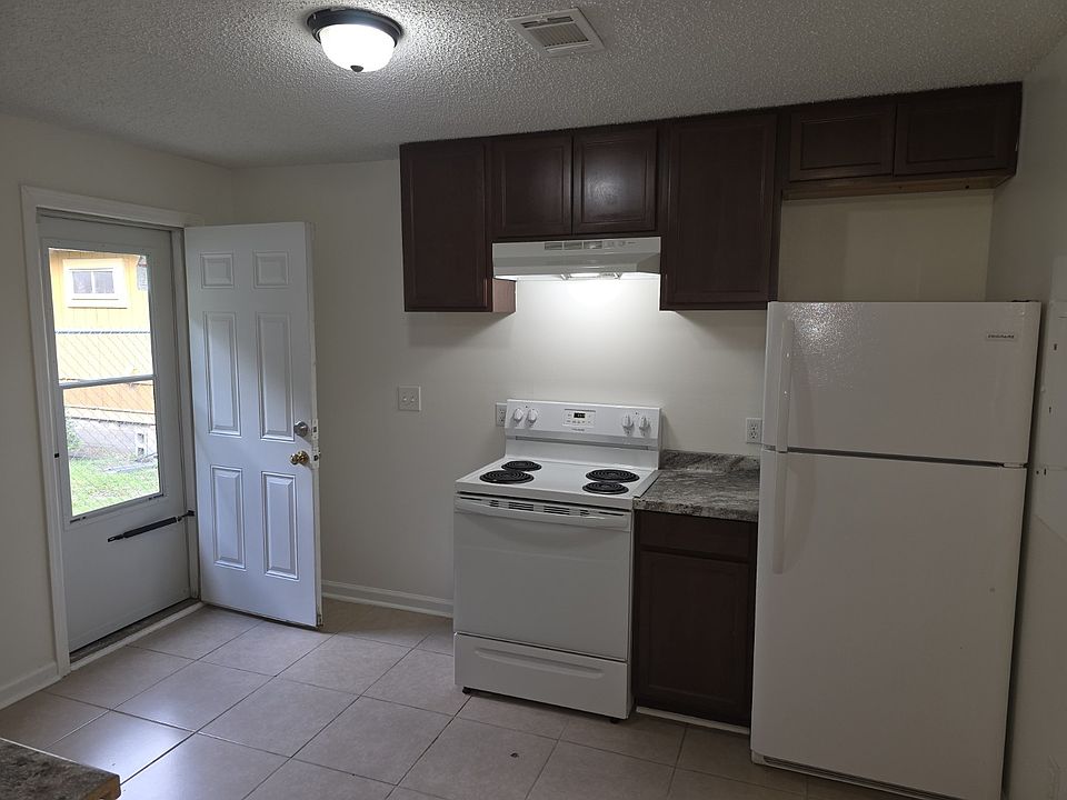 1st image of 847 Northern St APT B