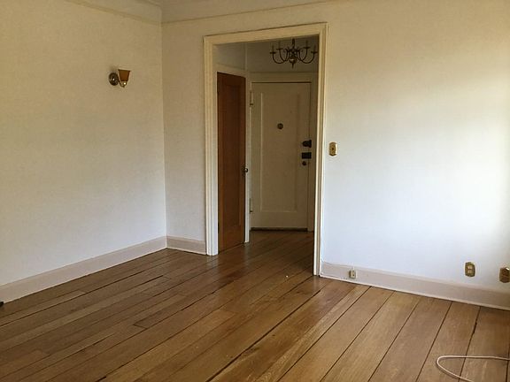 4th image of 38-30 Douglaston Pkwy #3C