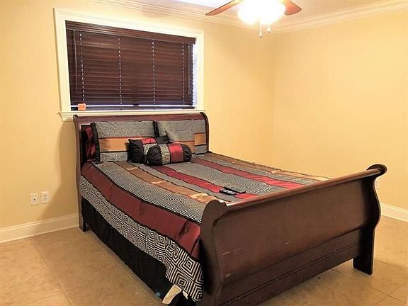 4th image of 4839 Elysian Fields Ave